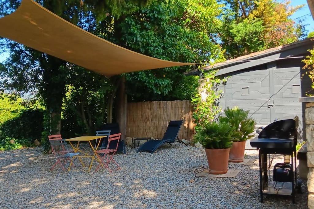 Gite Cosy Au Coeur Du Luberon Lagnes Exterior foto